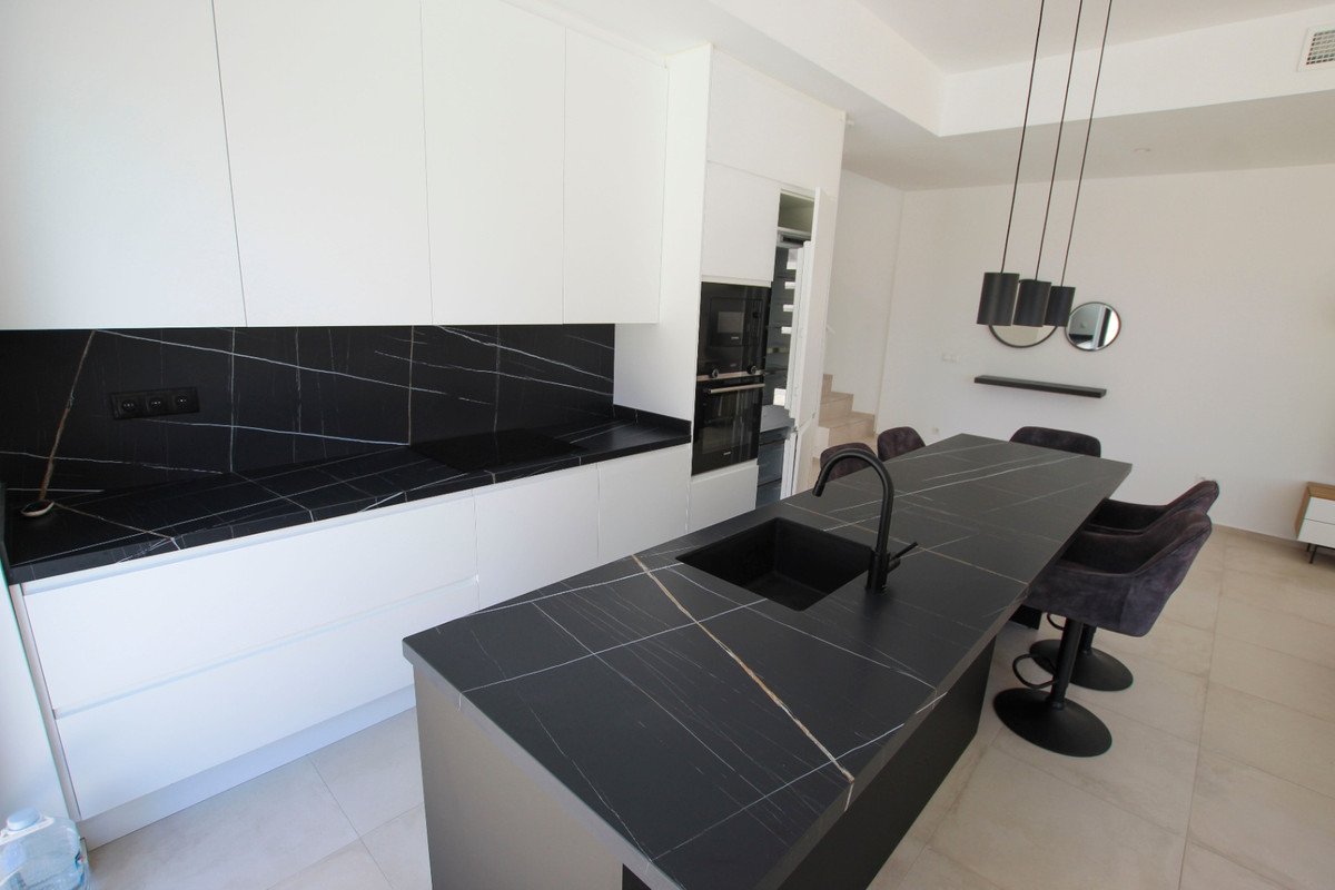 3 Bed Detached Villa in Finestrat
