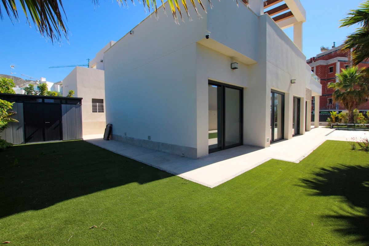 3 Bed Detached Villa in Finestrat