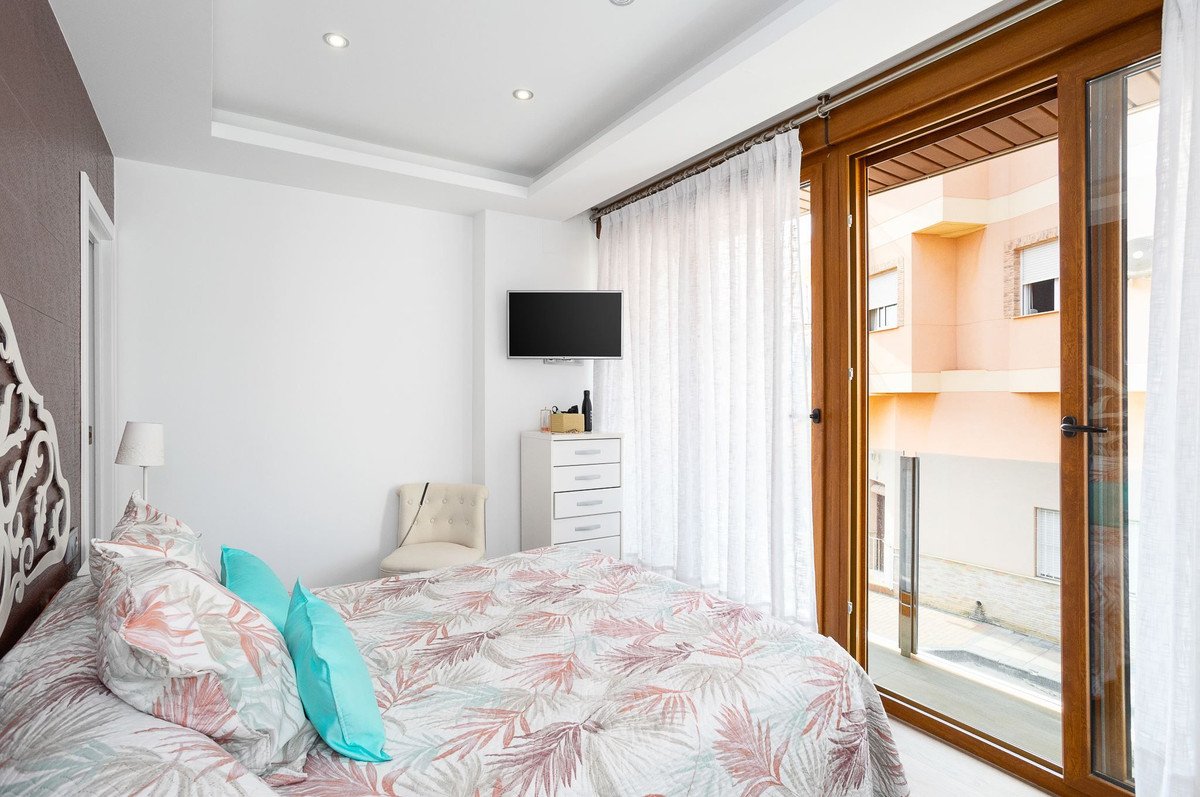 7 Bed Detached Villa in Los Alcazares