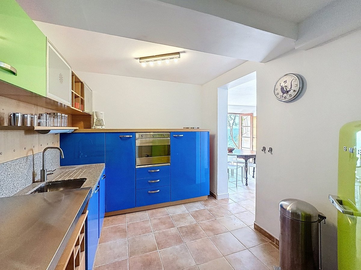 8 Bed Detached Villa in Alcaucín