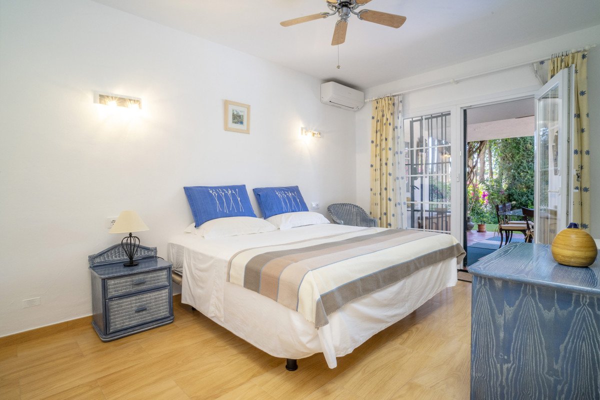4 Bed Detached Villa in Guadalmina Alta