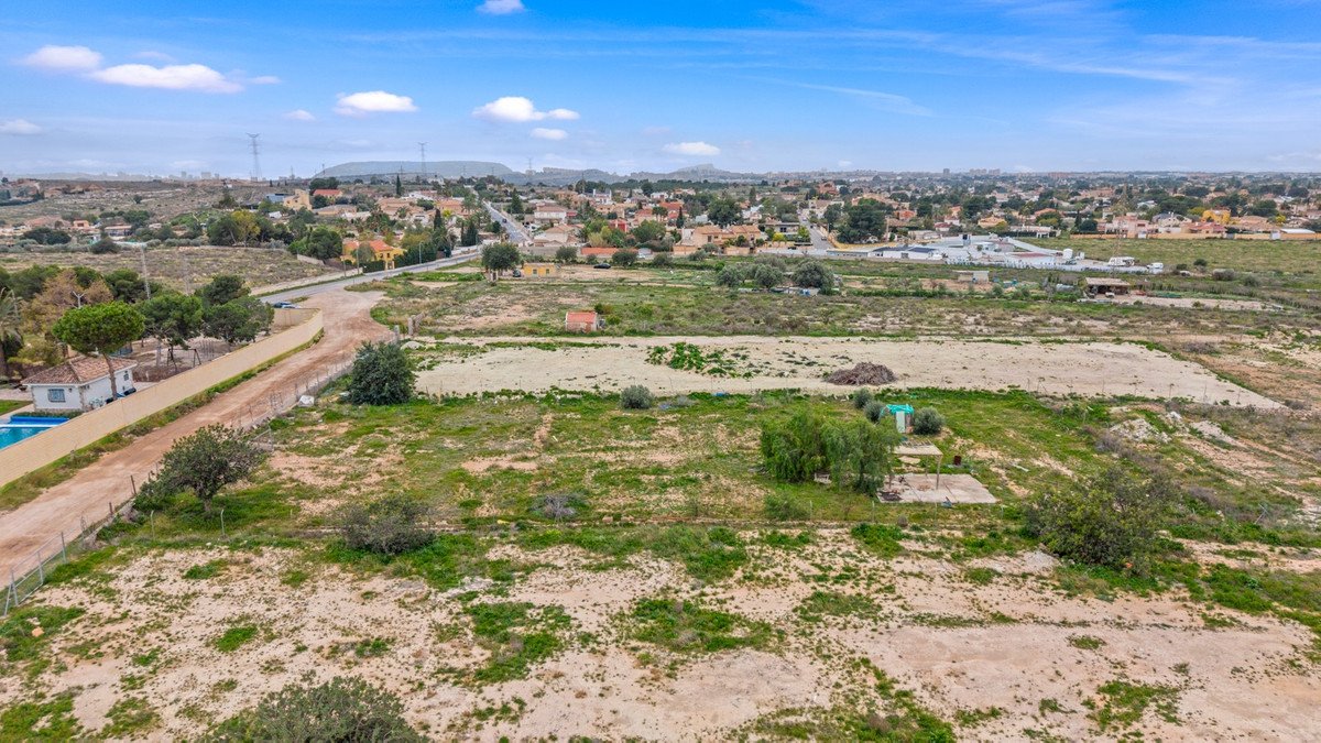 Land in Mutxamel