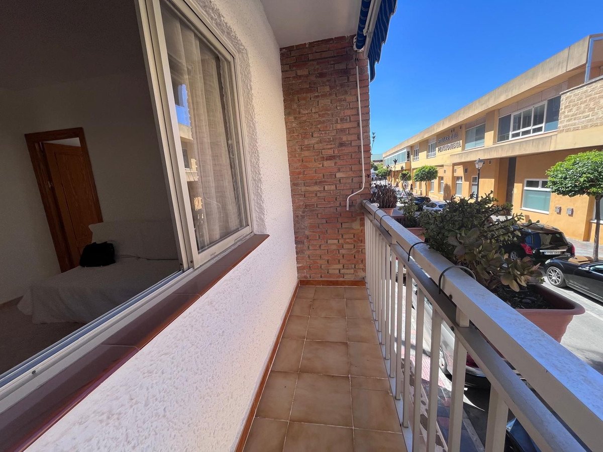 3 Bed Middle Floor Apartment in Fuengirola