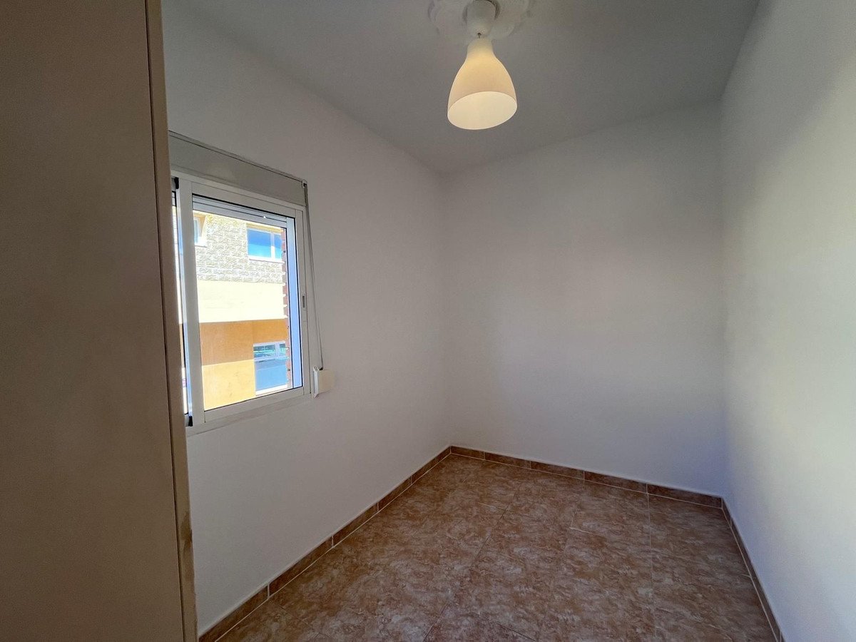3 Bed Middle Floor Apartment in Fuengirola