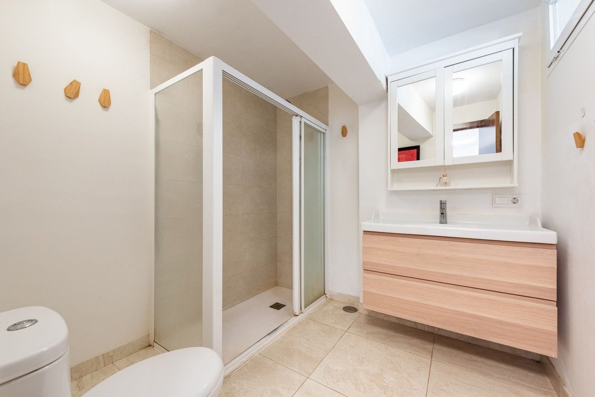 1 Bed Top Floor Apartment in Estepona