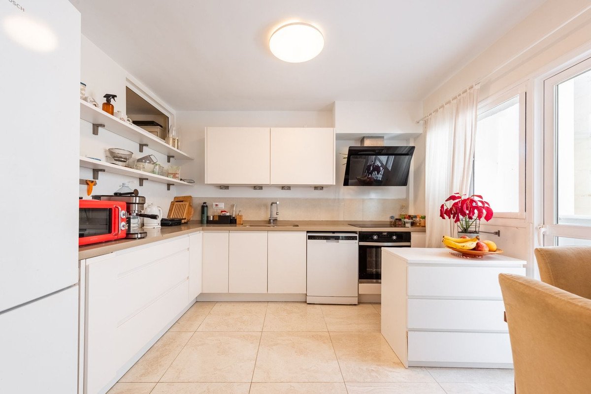 1 Bed Top Floor Apartment in Estepona