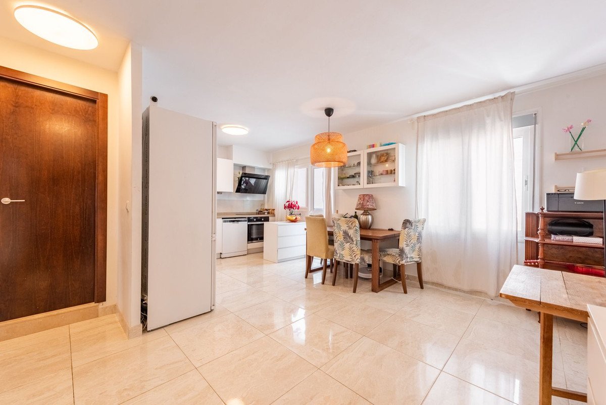 1 Bed Top Floor Apartment in Estepona