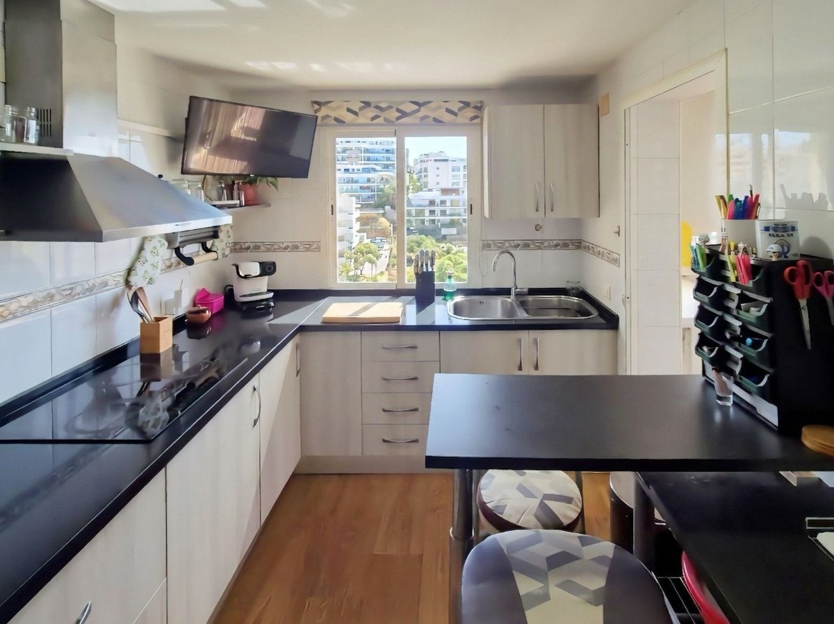2 Bed Top Floor Apartment in Riviera del Sol