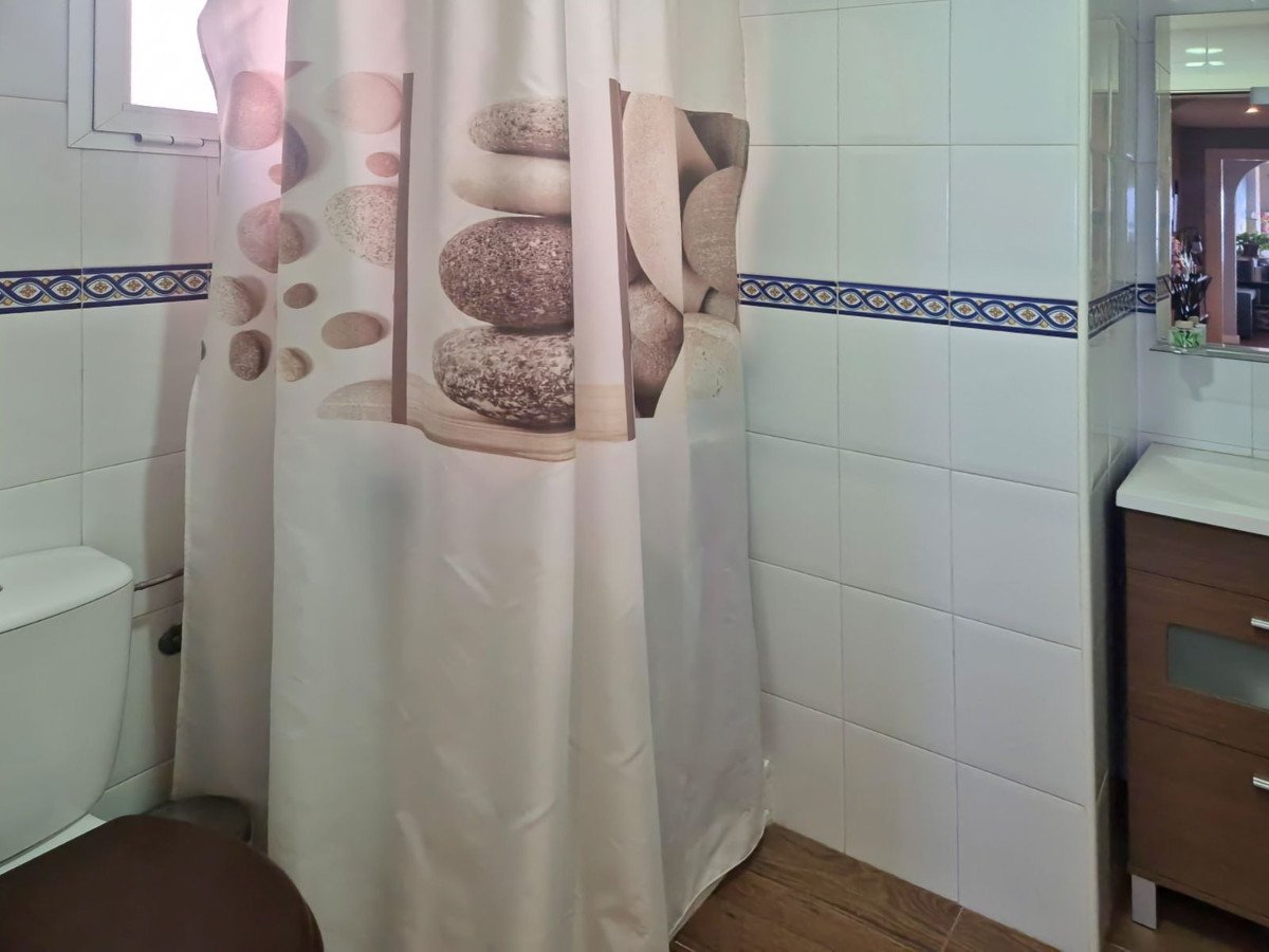 2 Bed Top Floor Apartment in Riviera del Sol