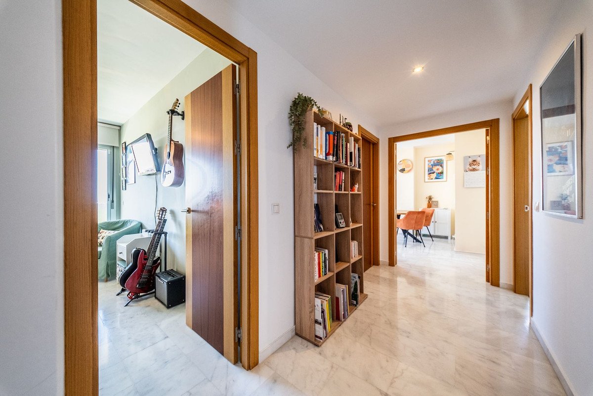 3 Bed Middle Floor Apartment in Riviera del Sol