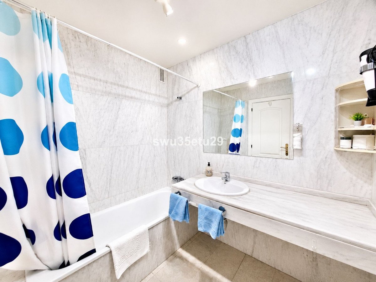 1 Bed Top Floor Apartment in Fuengirola