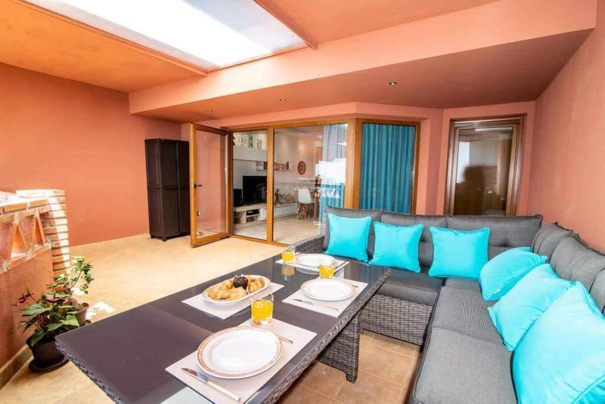 3 Bed Penthouse in Higueron