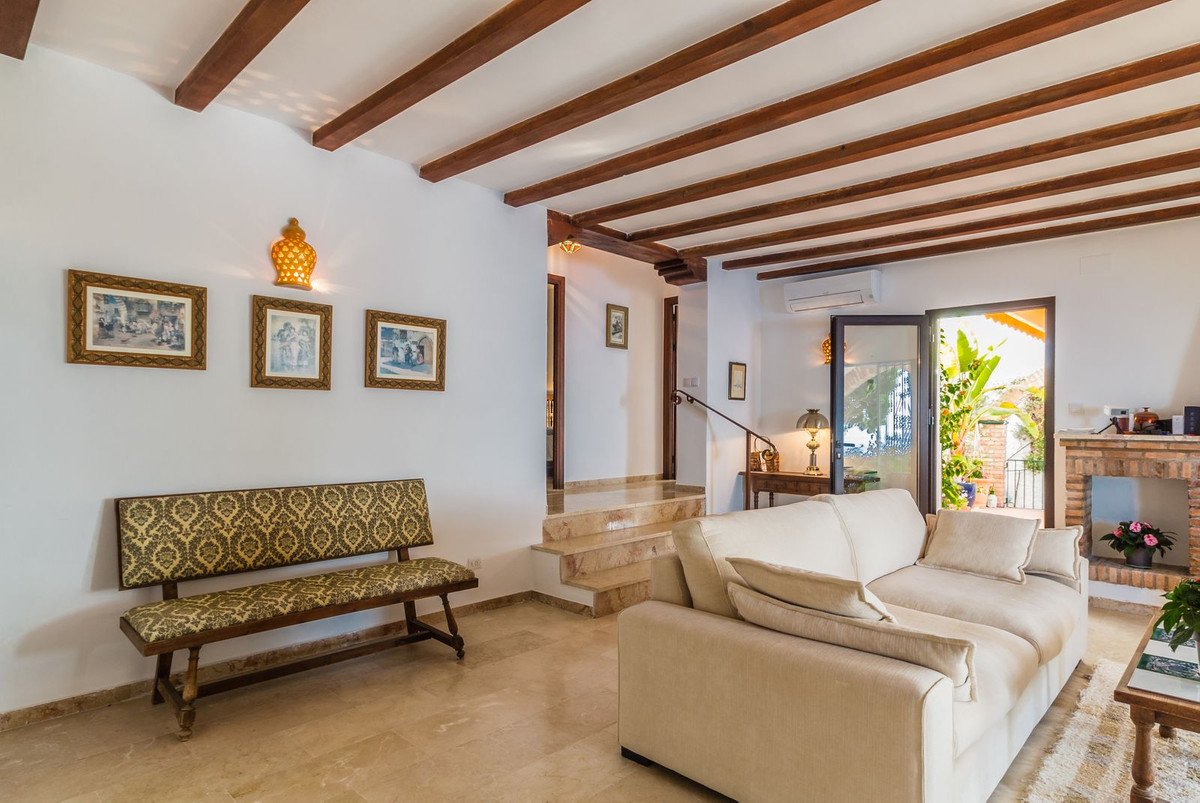 3 Bed Detached Villa in Almuñecar