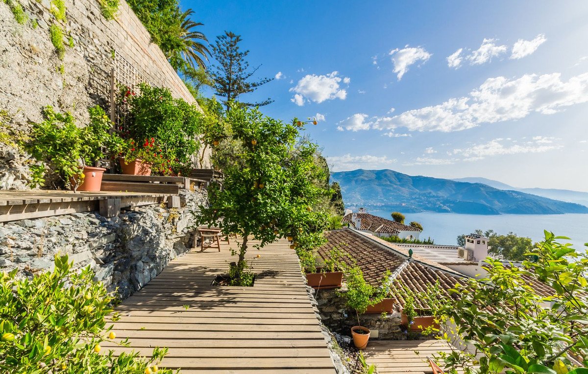 3 Bed Detached Villa in Almuñecar