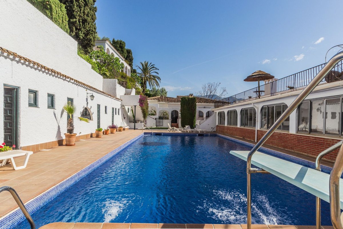 3 Bed Detached Villa in Almuñecar