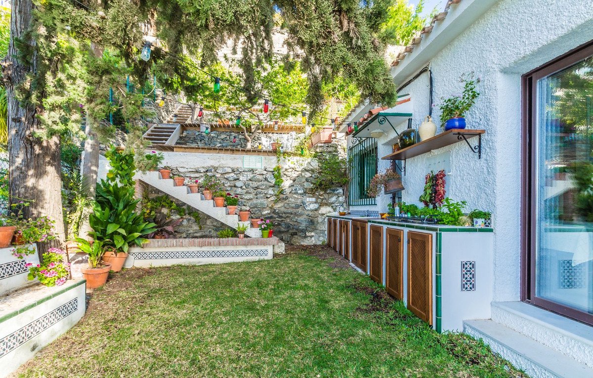 3 Bed Detached Villa in Almuñecar