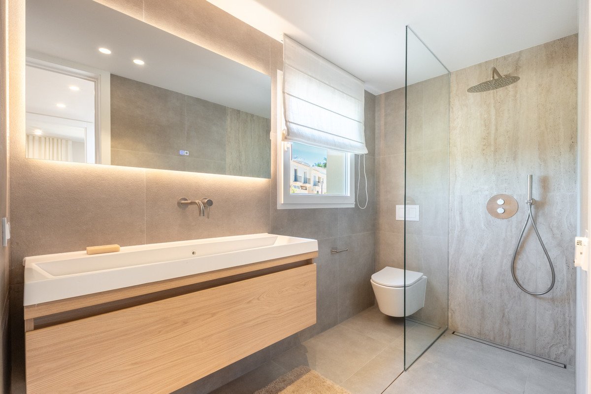 3 Bed Duplex in Benahavís