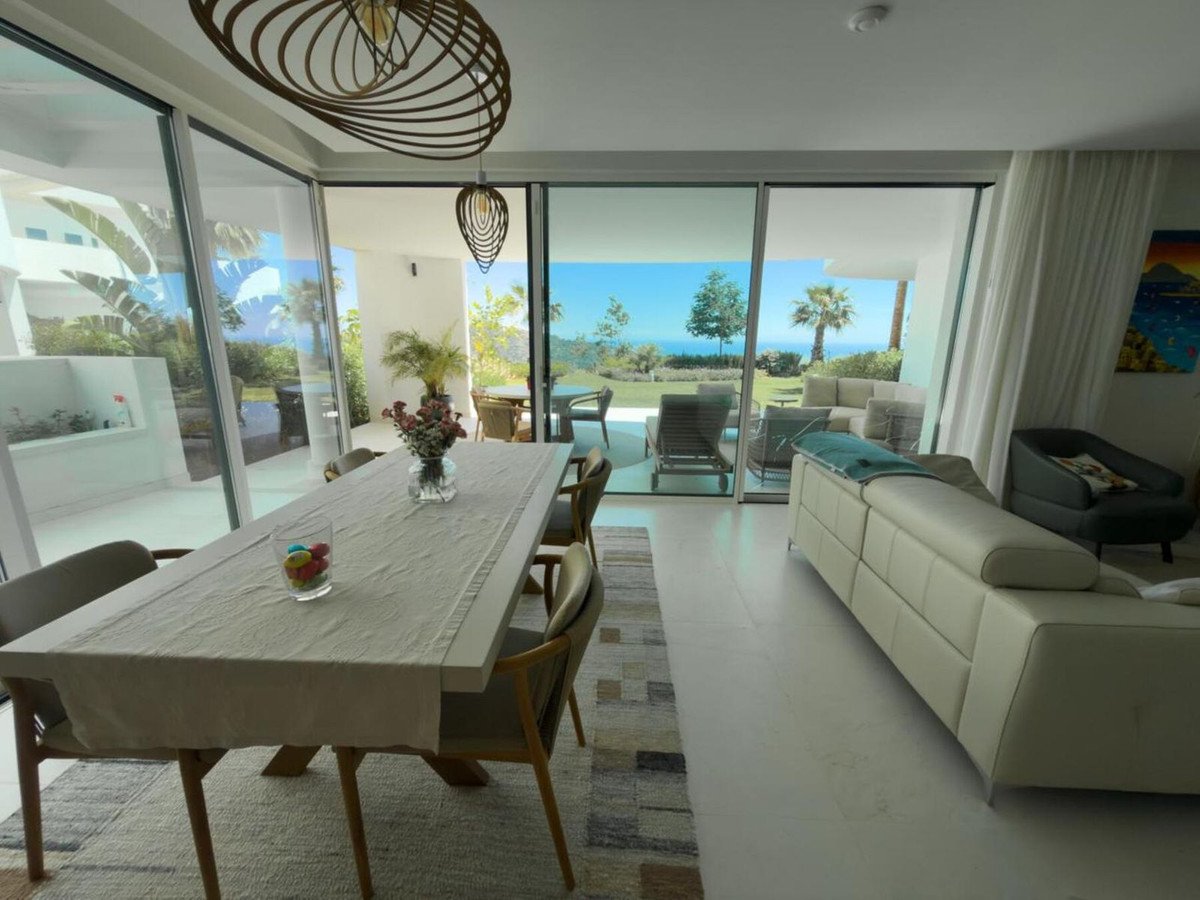 3 Bed Ground Floor Apartment in Marbella