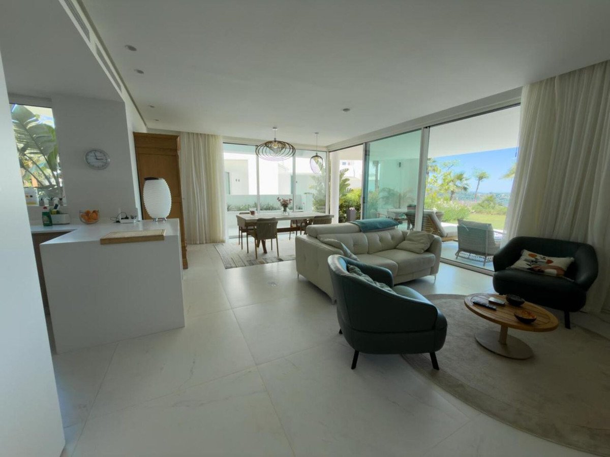 3 Bed Ground Floor Apartment in Marbella