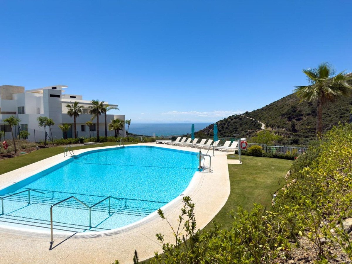 3 Bed Ground Floor Apartment in Marbella