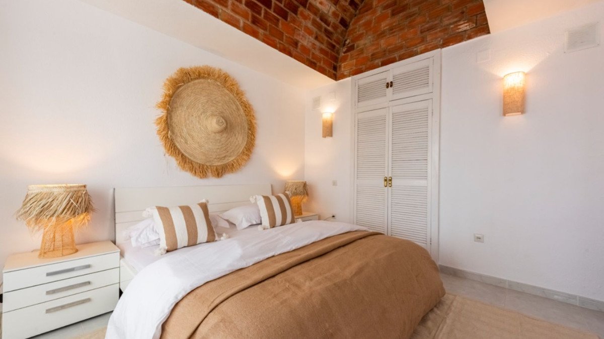 4 Bed Detached Villa in Estepona