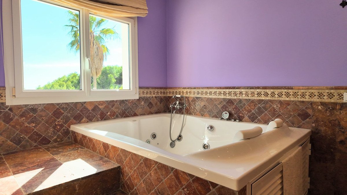 6 Bed Finca - Cortijo in Mijas