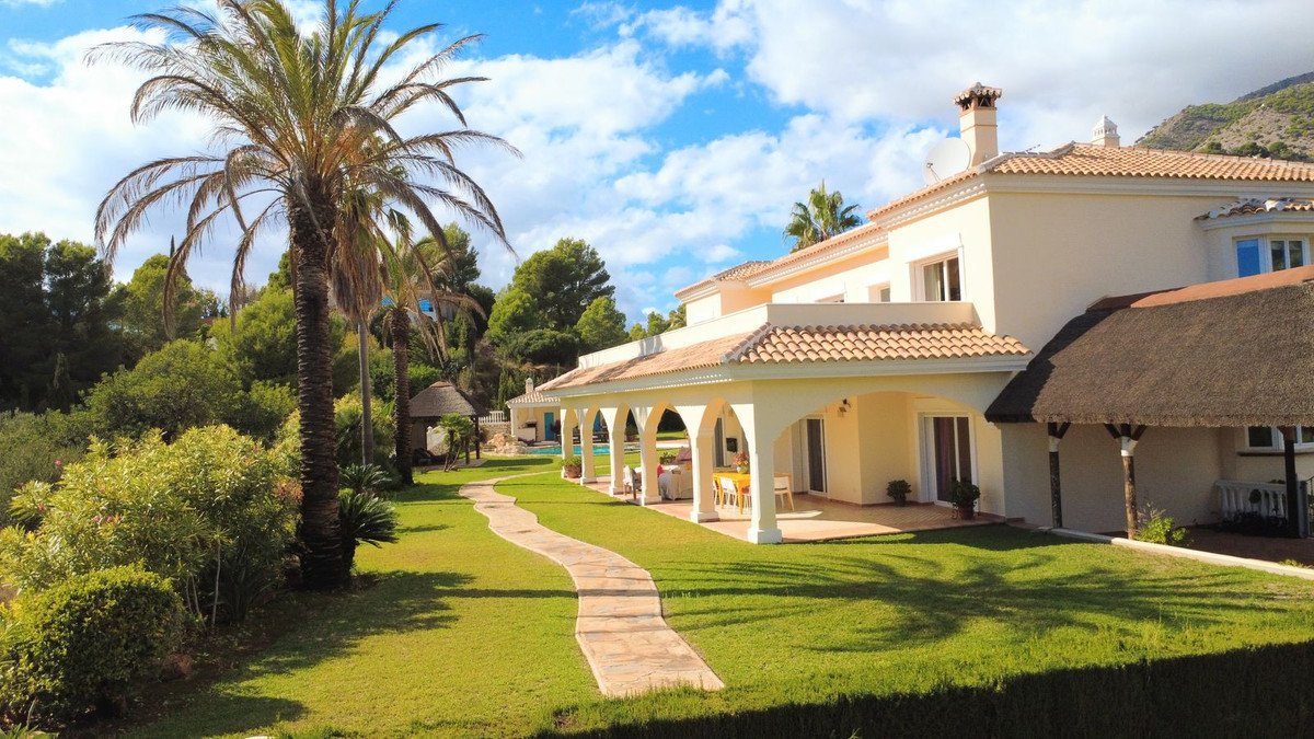 6 Bed Finca - Cortijo in Mijas