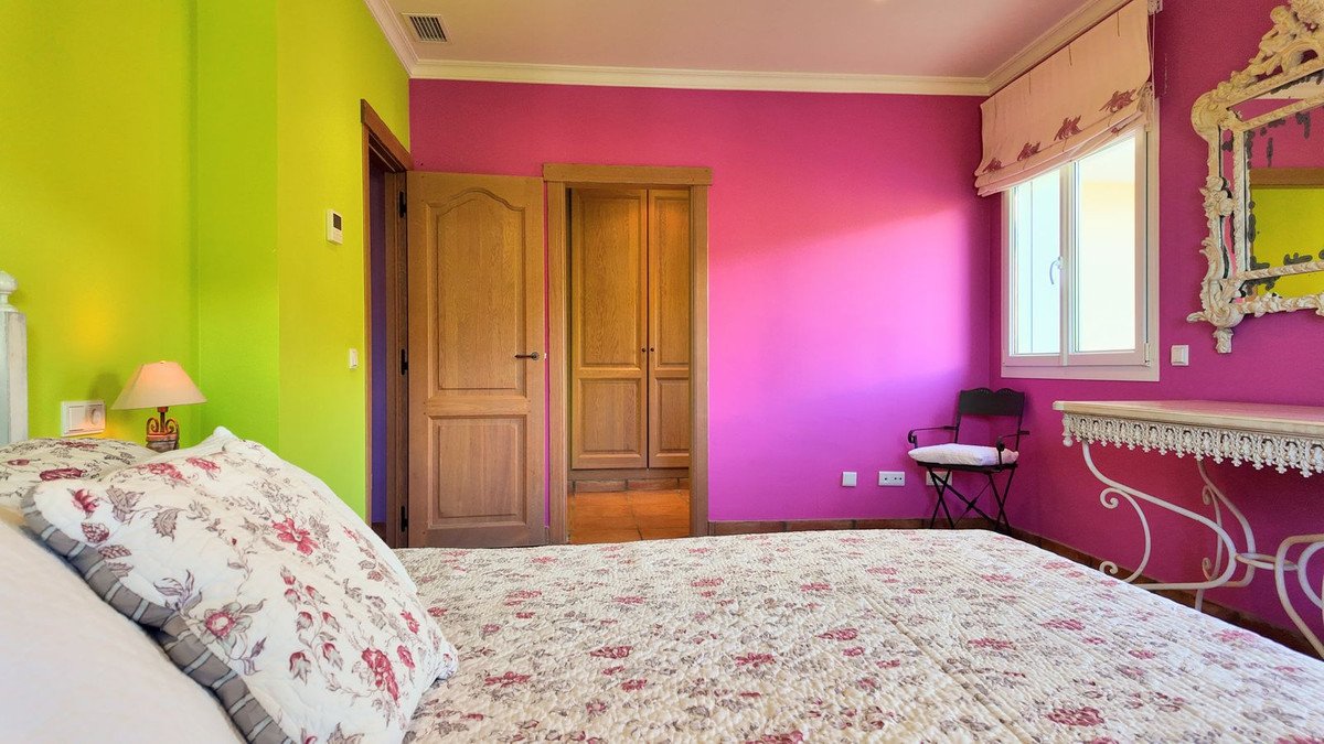 6 Bed Finca - Cortijo in Mijas