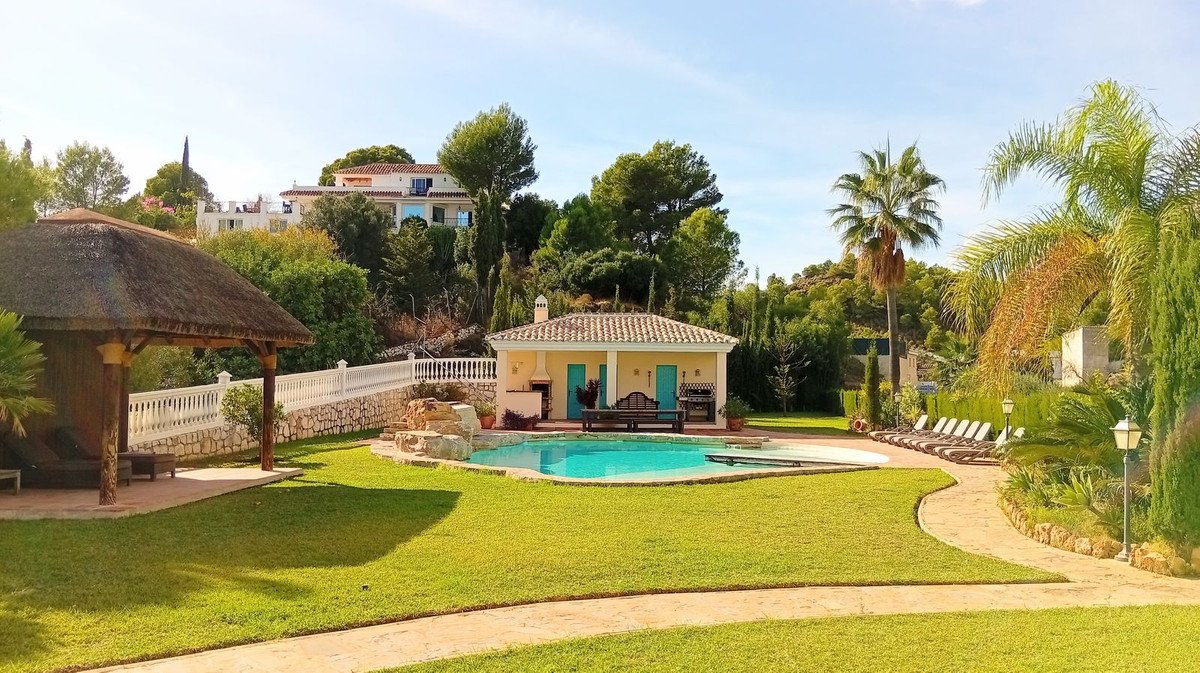 6 Bed Finca - Cortijo in Mijas