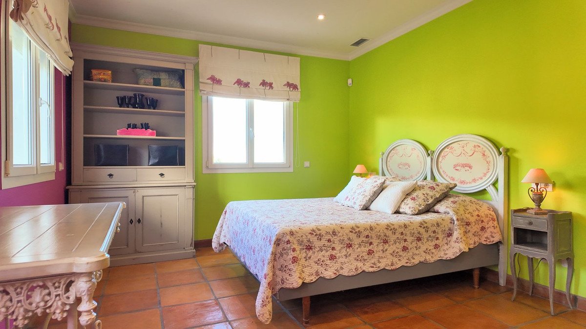6 Bed Finca - Cortijo in Mijas