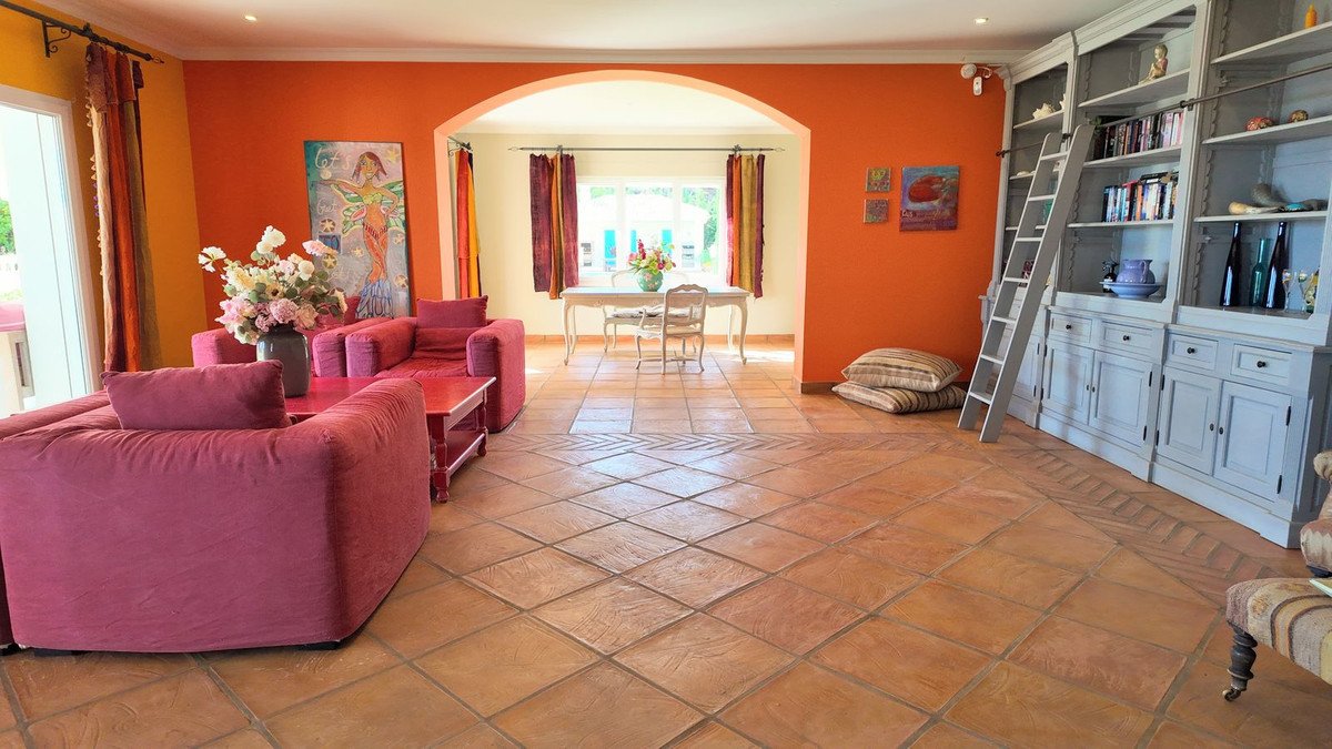 6 Bed Finca - Cortijo in Mijas