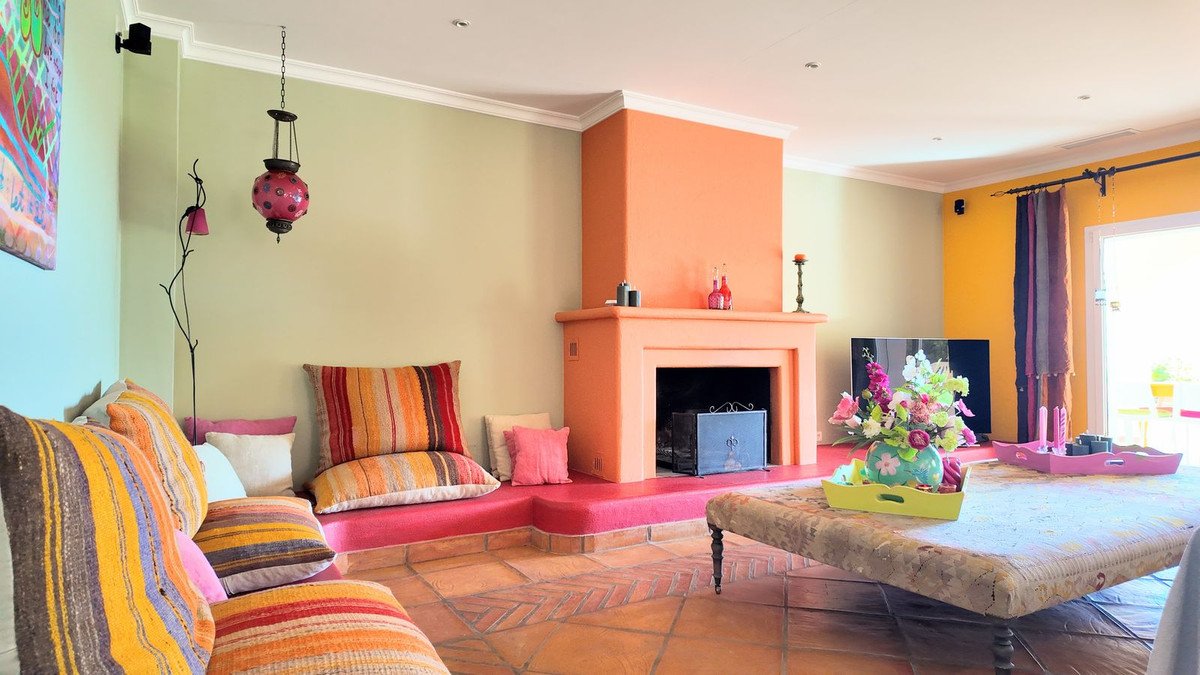 6 Bed Finca - Cortijo in Mijas