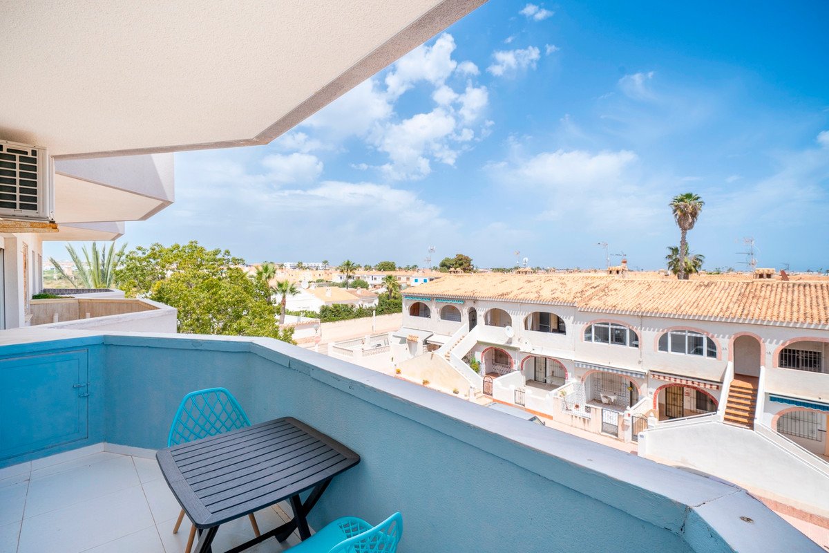 1 Bed Middle Floor Apartment in Cabo Roig