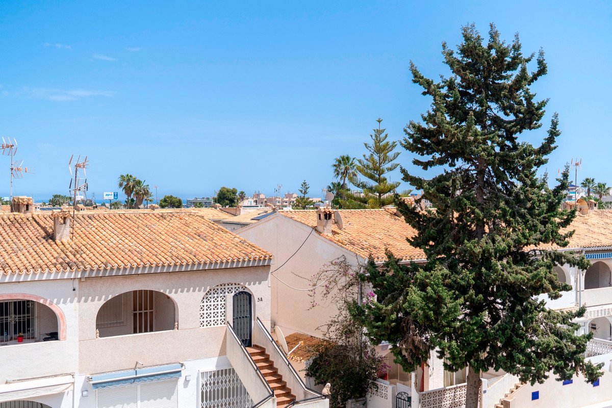 1 Bed Middle Floor Apartment in Cabo Roig