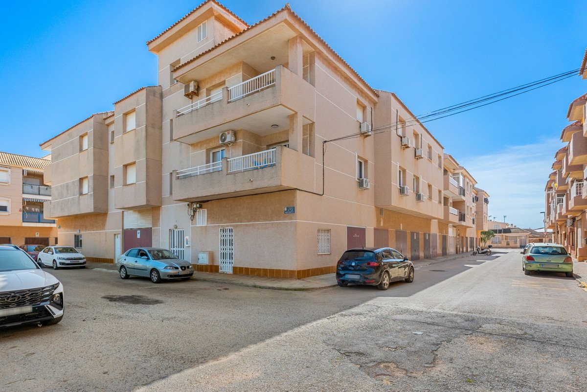 3 Bed Ground Floor Apartment in Estrella del Mar