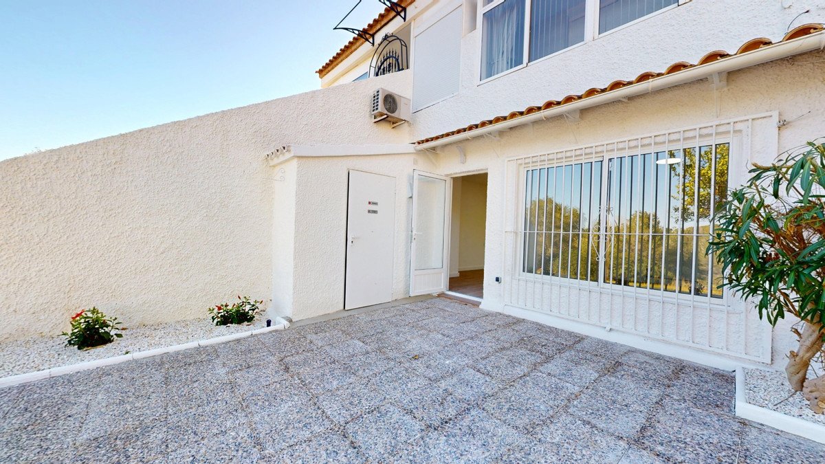 2 Bed Bungalow in Villamartin