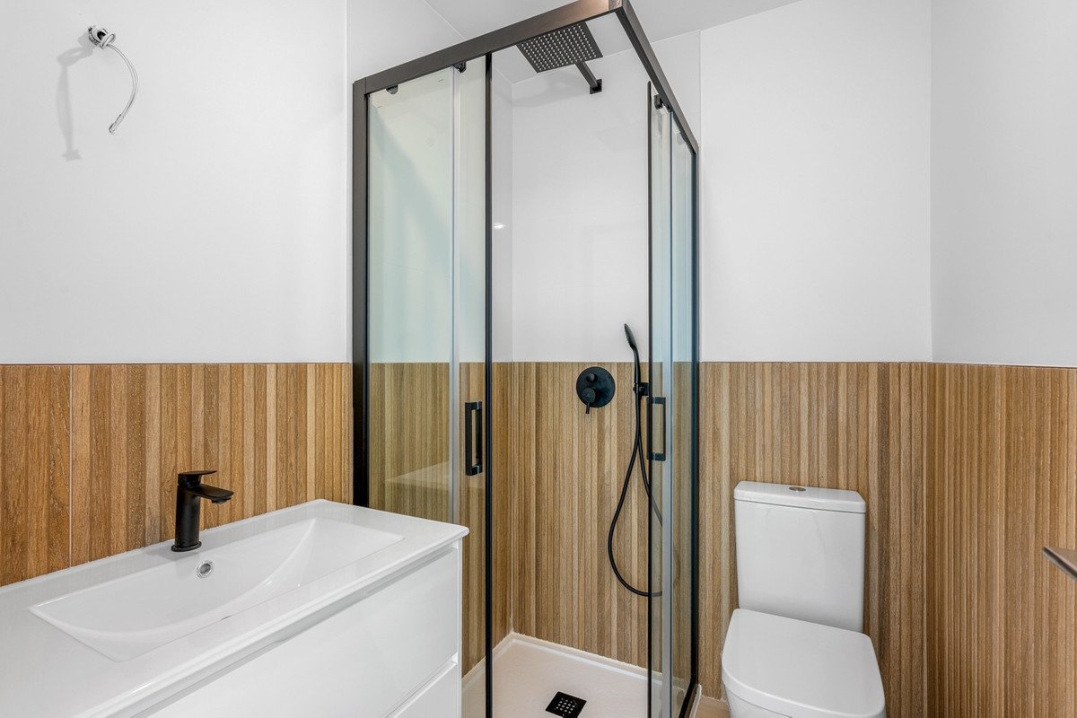 2 Bed Ground Floor Apartment in San Miguel