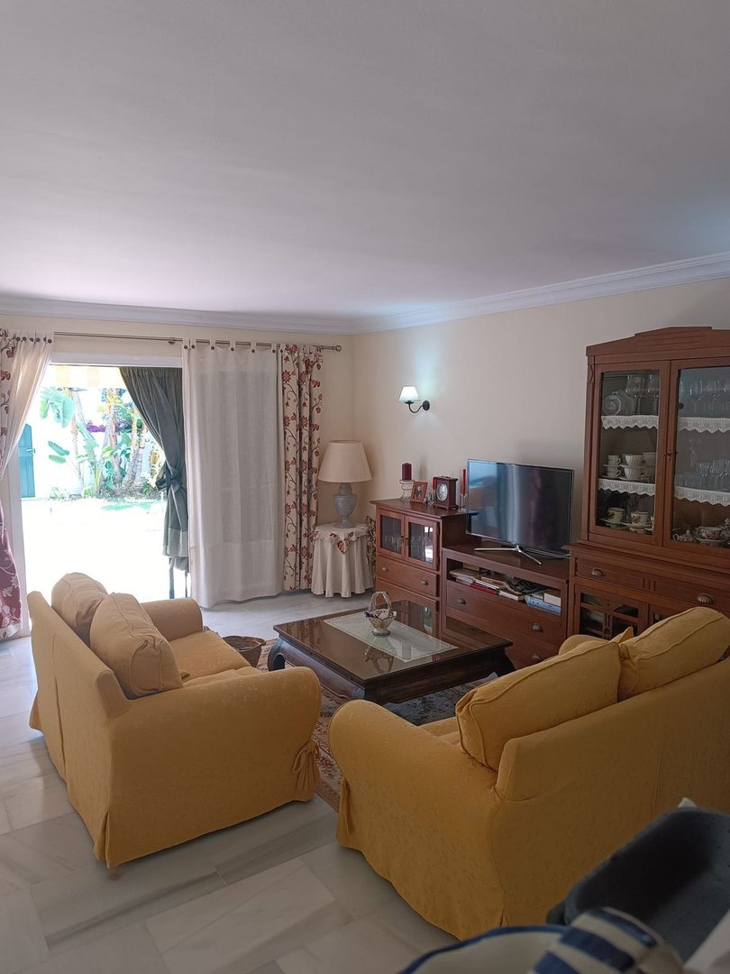 1 Bed Ground Floor Apartment in Estepona