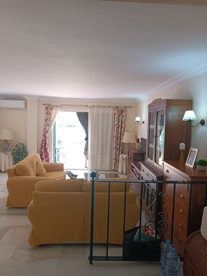1 Bed Ground Floor Apartment in Estepona