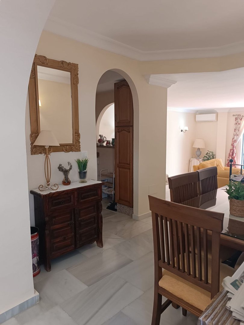 1 Bed Ground Floor Apartment in Estepona