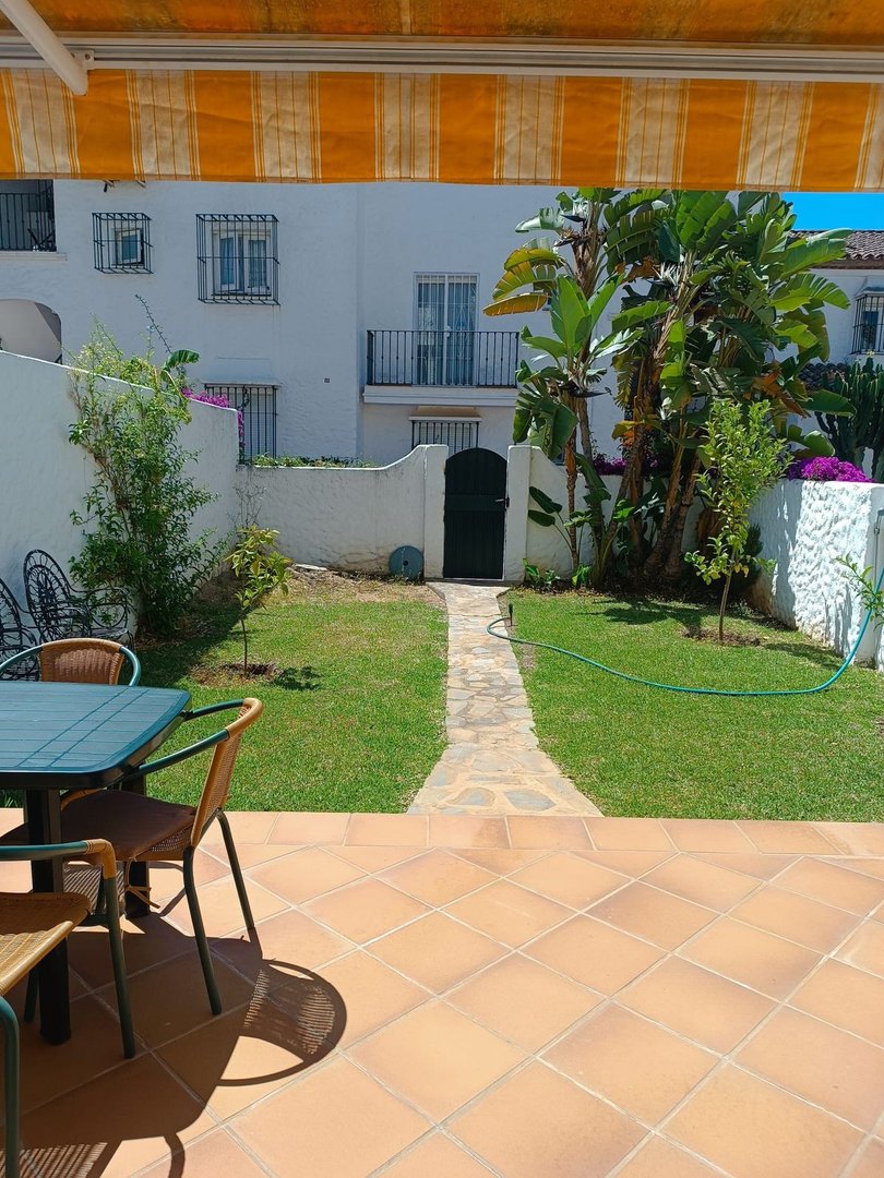 1 Bed Ground Floor Apartment in Estepona