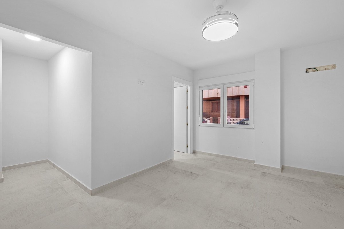 3 Bed Ground Floor Apartment in Torrevieja