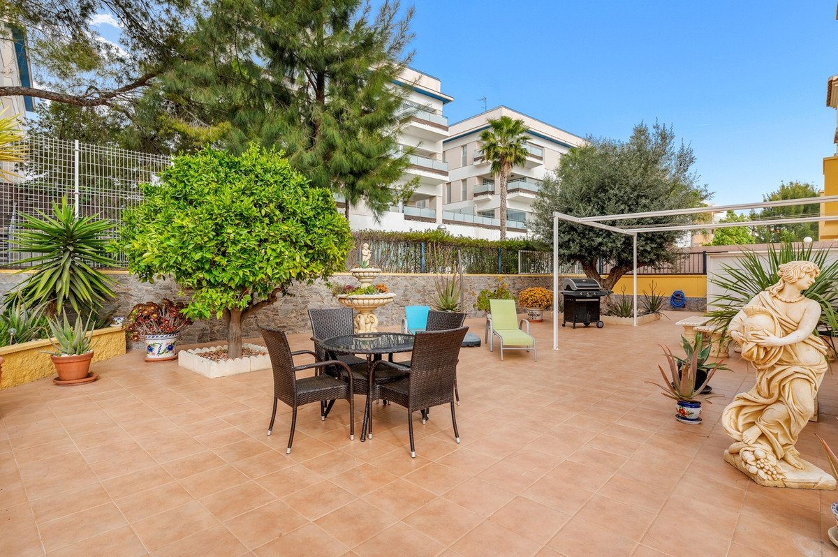 3 Bed Townhouse in Villamartin