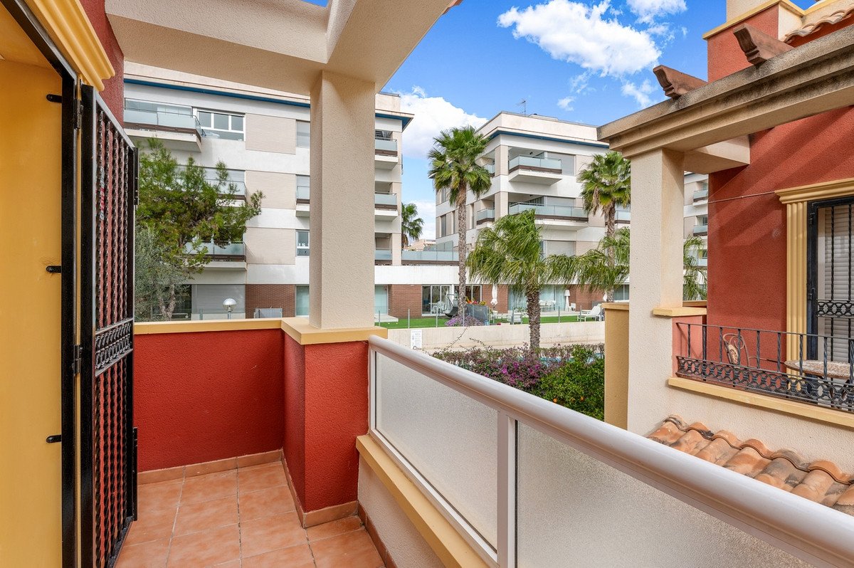 3 Bed Townhouse in Villamartin
