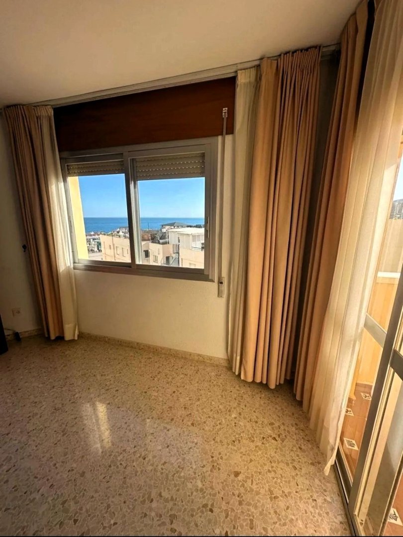 3 Bed Middle Floor Apartment in Rincón de la Victoria