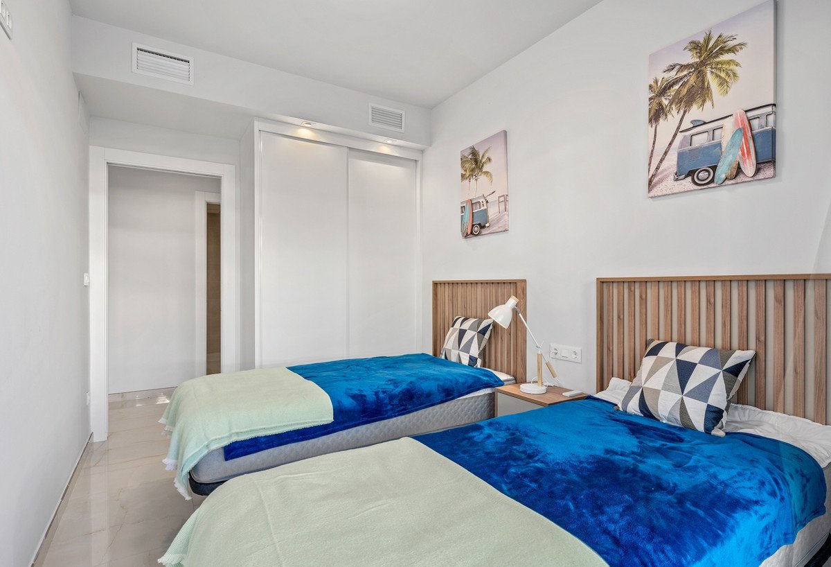 3 Bed Ground Floor Apartment in Playa Flamenca