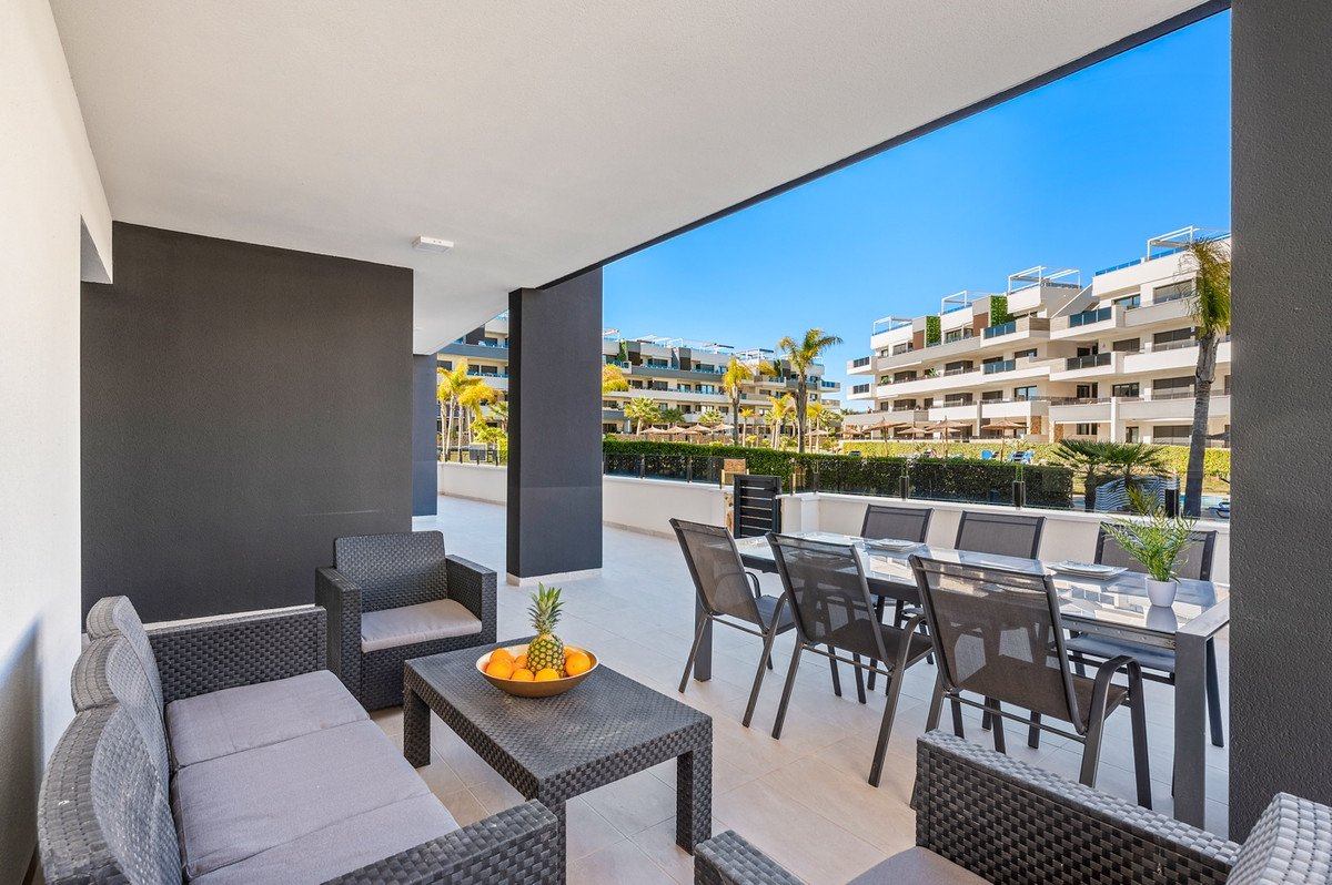 3 Bed Ground Floor Apartment in Playa Flamenca