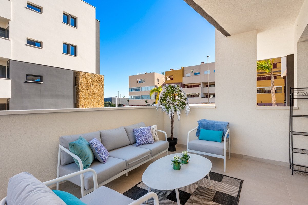 3 Bed Ground Floor Apartment in Playa Flamenca