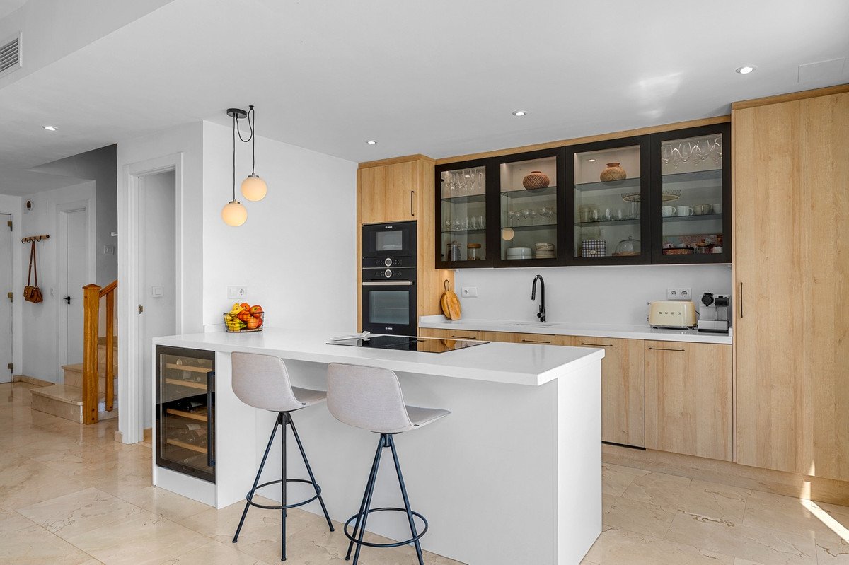 4 Bed Townhouse in Alicante
