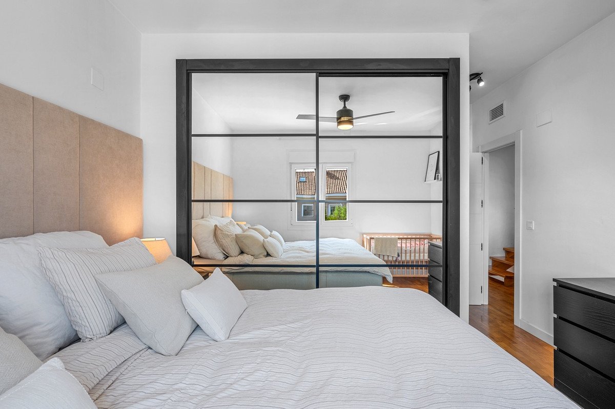 4 Bed Townhouse in Alicante